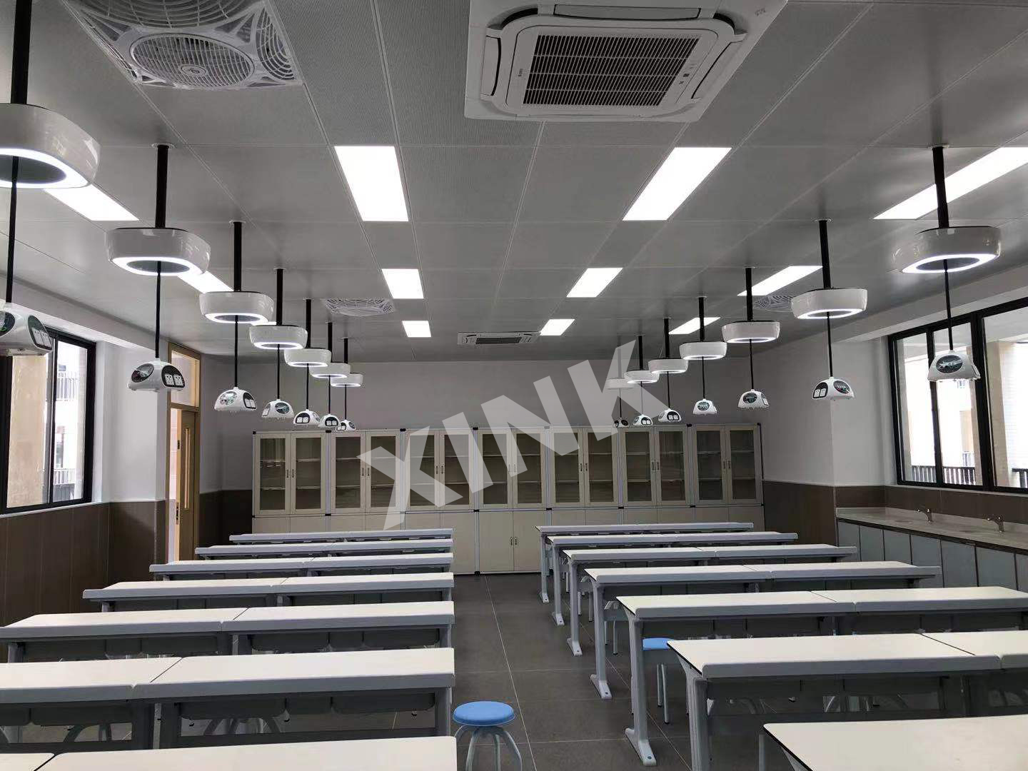 <a href='http://m.591123.cn/' target='1' style='font-size:14px; font-weight:bold; color:#0080ff;'>物理實(shí)驗(yàn)室</a>