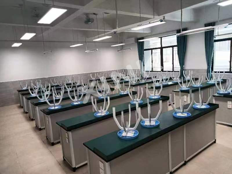 <a href='http://m.591123.cn/' target='1' style='font-size:14px; font-weight:bold; color:#0080ff;'>物理實(shí)驗(yàn)室</a>