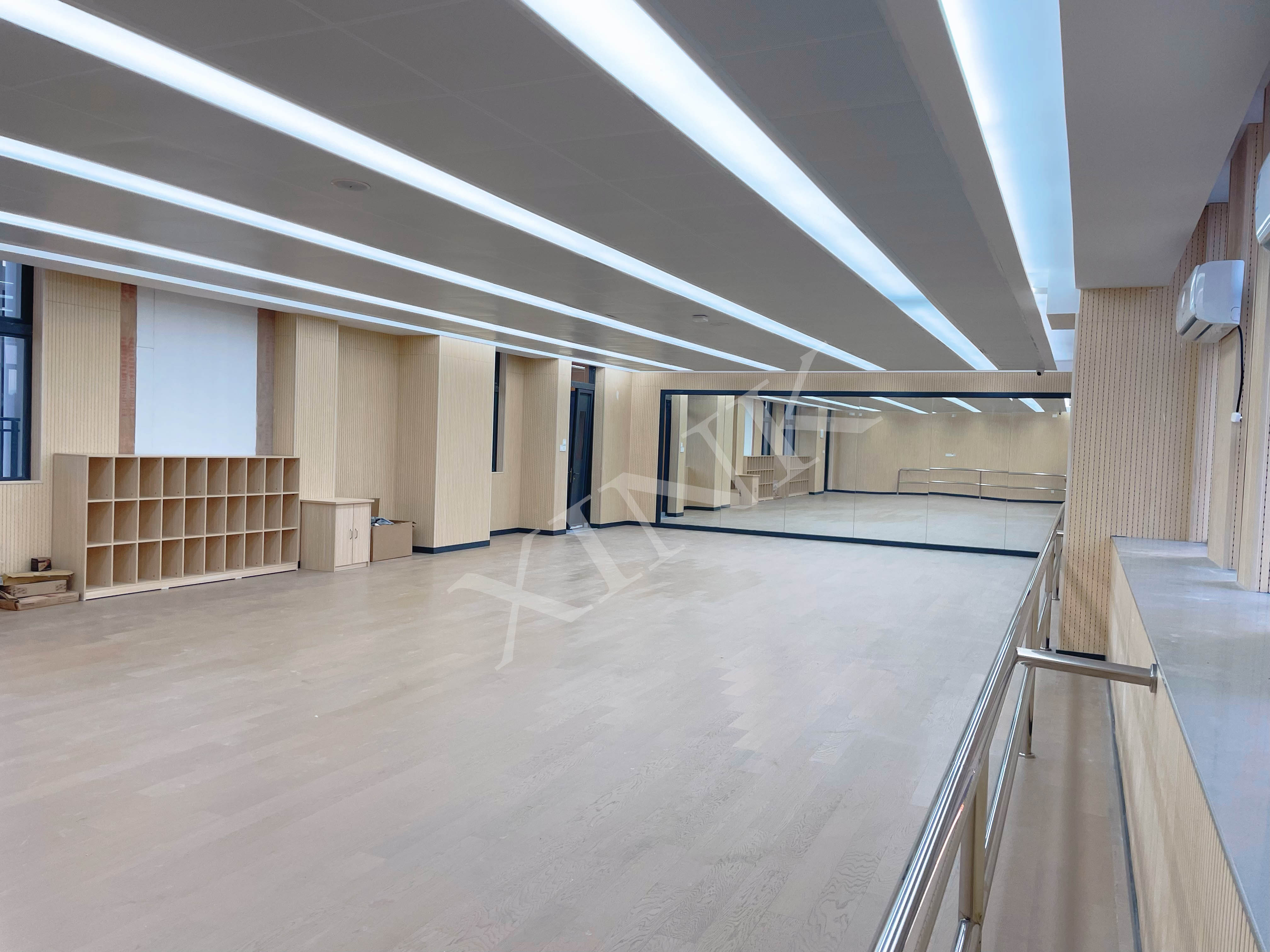 <a href='http://m.591123.cn/chanpin/59-1.html' target='1' style='font-size:18px; font-weight:bold; color:#000000;'>舞蹈室</a>