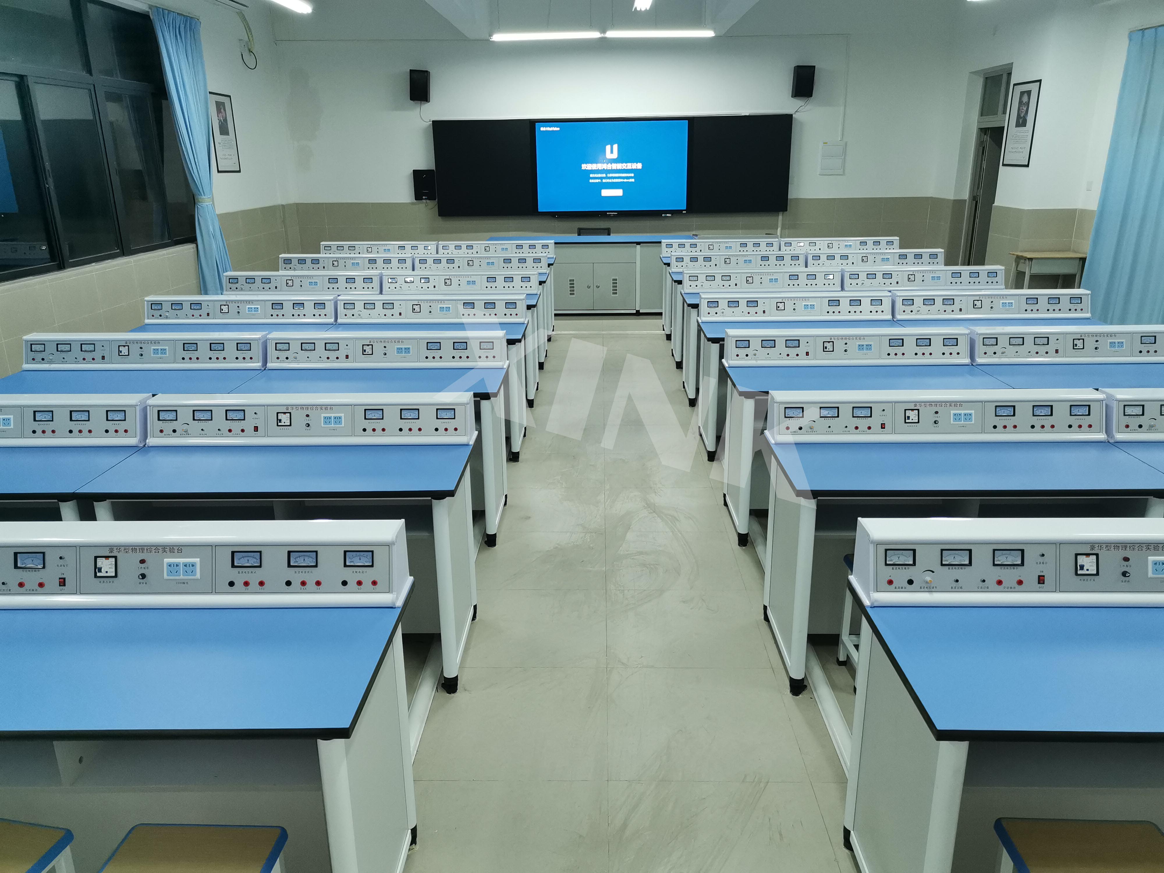 <a href='http://m.591123.cn/' target='1' style='font-size:14px; font-weight:bold; color:#0080ff;'>物理實驗室</a>